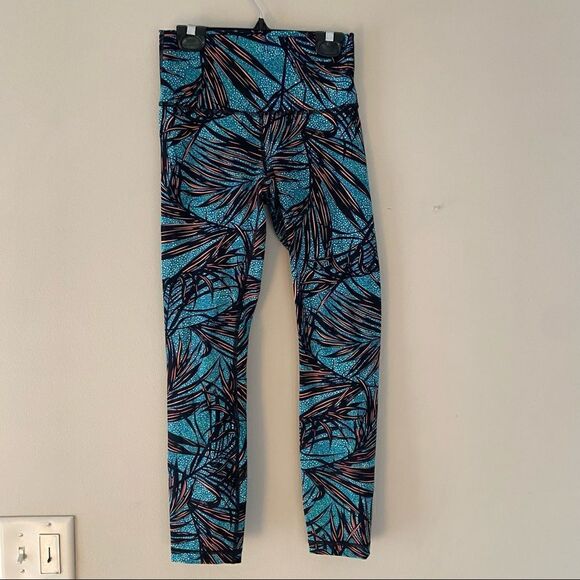 Lululemon Wunder Under Hi-Rise Palm Lace Tofino Leggings - Picture 3 of 7